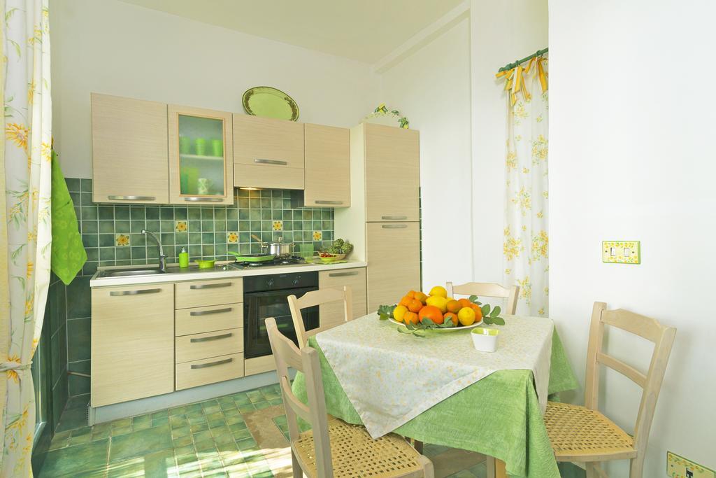 Case Di Fiori Фонтане-Бьянке Экстерьер фото